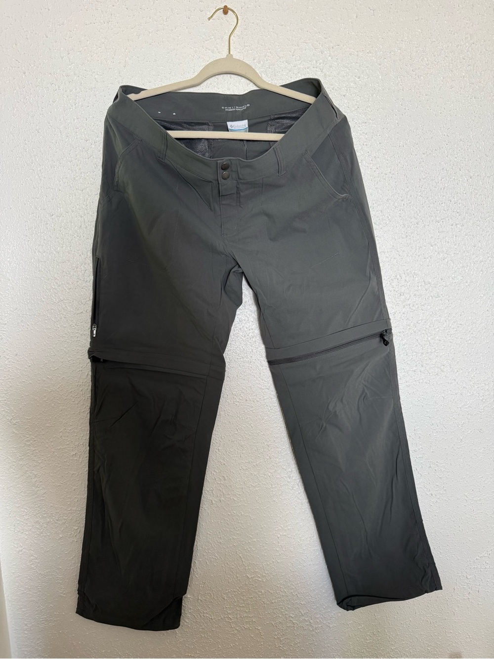 Columbia Women’s Zip-Off Cargo Pants - Charcoal Gray